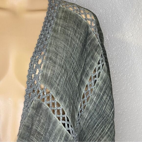 One Size Sleeveless Open Front Flowy Kimono Olive Green - Picture 4 of 10